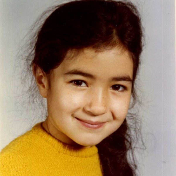 sca-nadine-lamari_nadine-pull-jaune.jpg